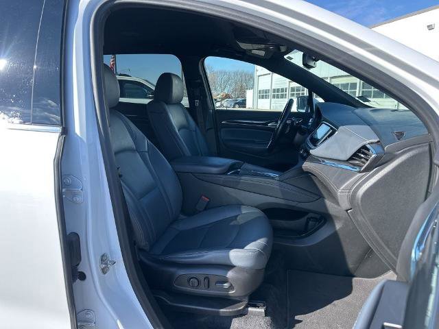 Used 2022 Buick Enclave Essence image 22