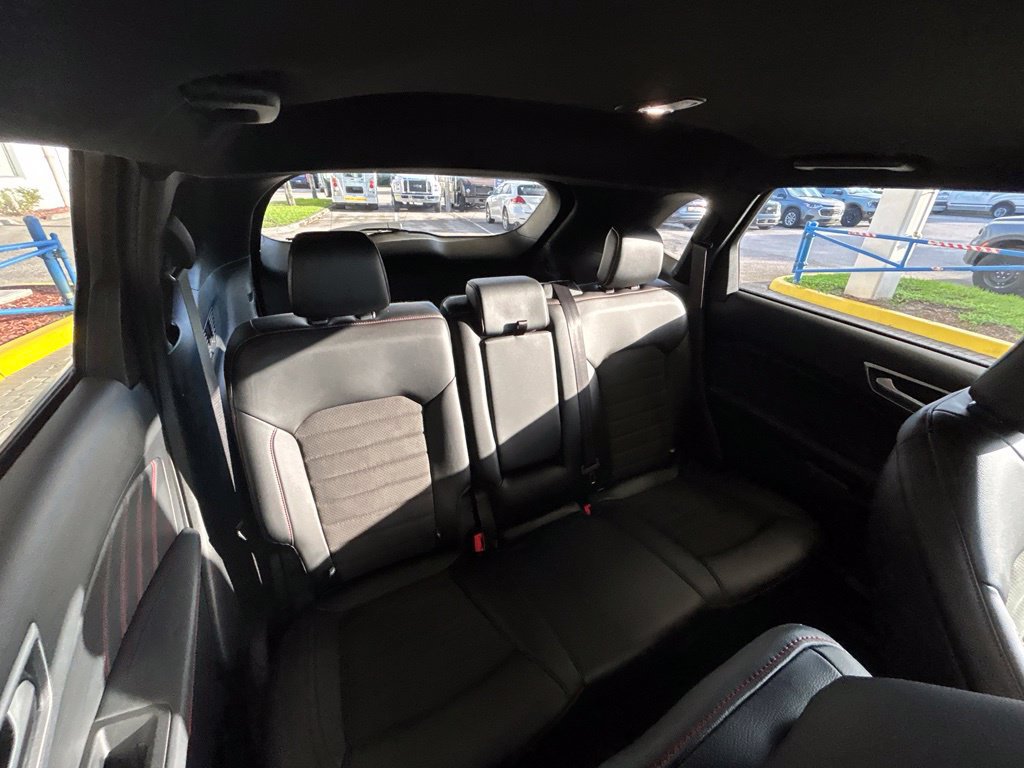 Certified 2021 Ford Edge ST-Line FWD image 28