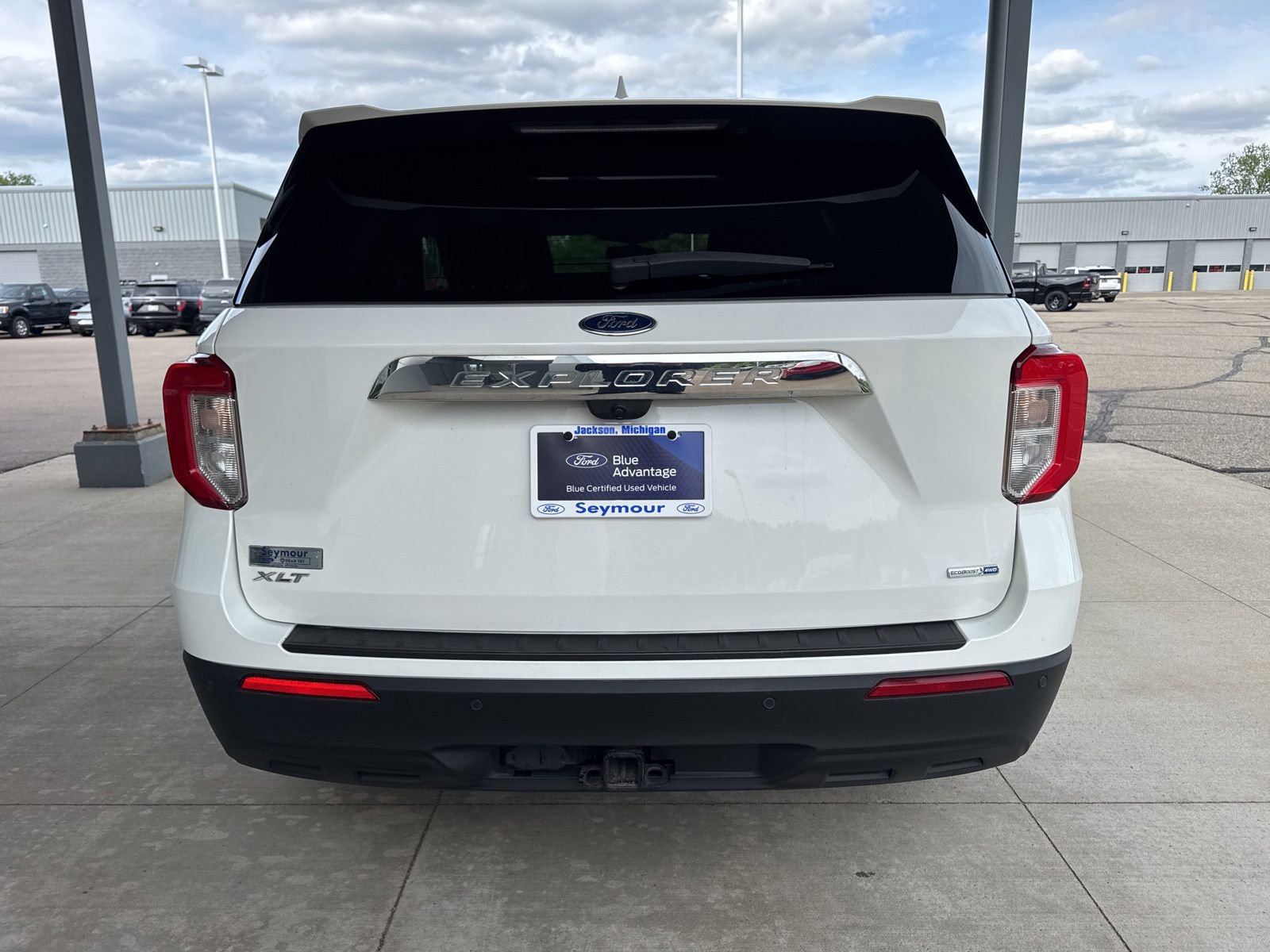 Certified 2020 Ford Explorer XLT w/ Comfort Package AWD/4WD image 6