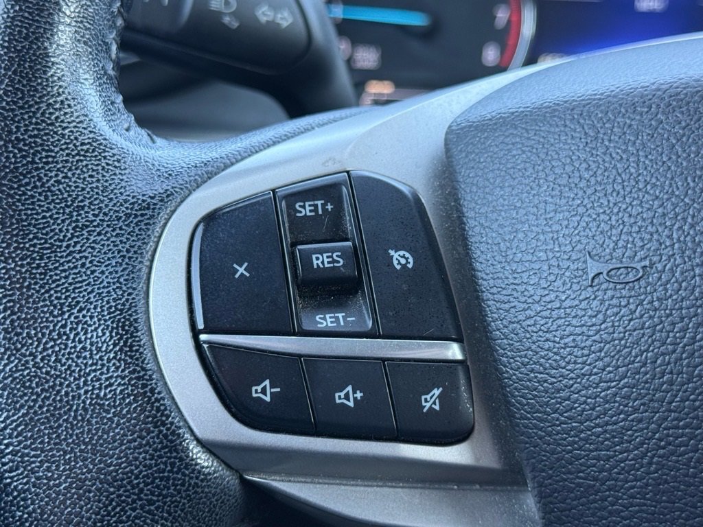 Certified 2022 Ford Explorer XLT w/ Class IV Trailer Tow Package image 23