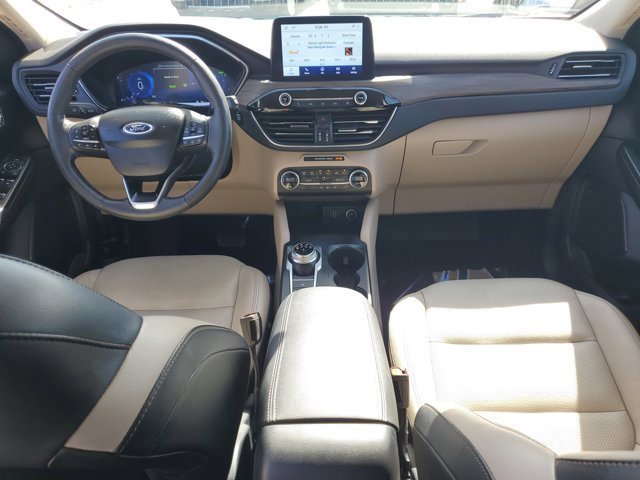 Certified 2020 Ford Escape Titanium image 19