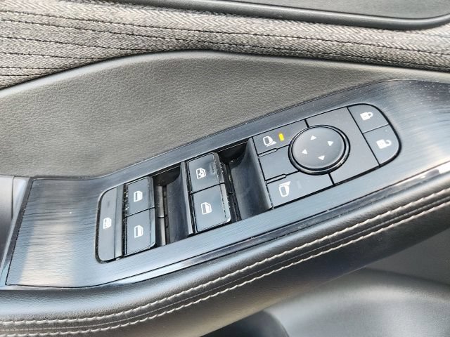 Used 2021 Nissan Rogue SV FWD image 26