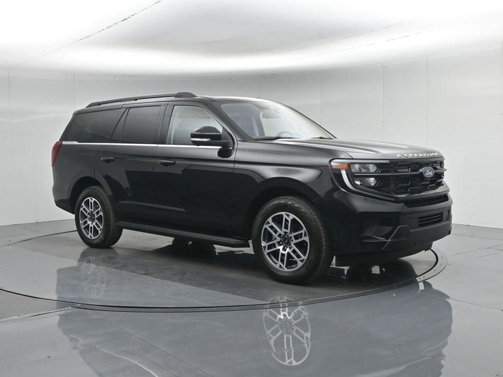 Certified 2025 Ford Expedition Active AWD/4WD image 32