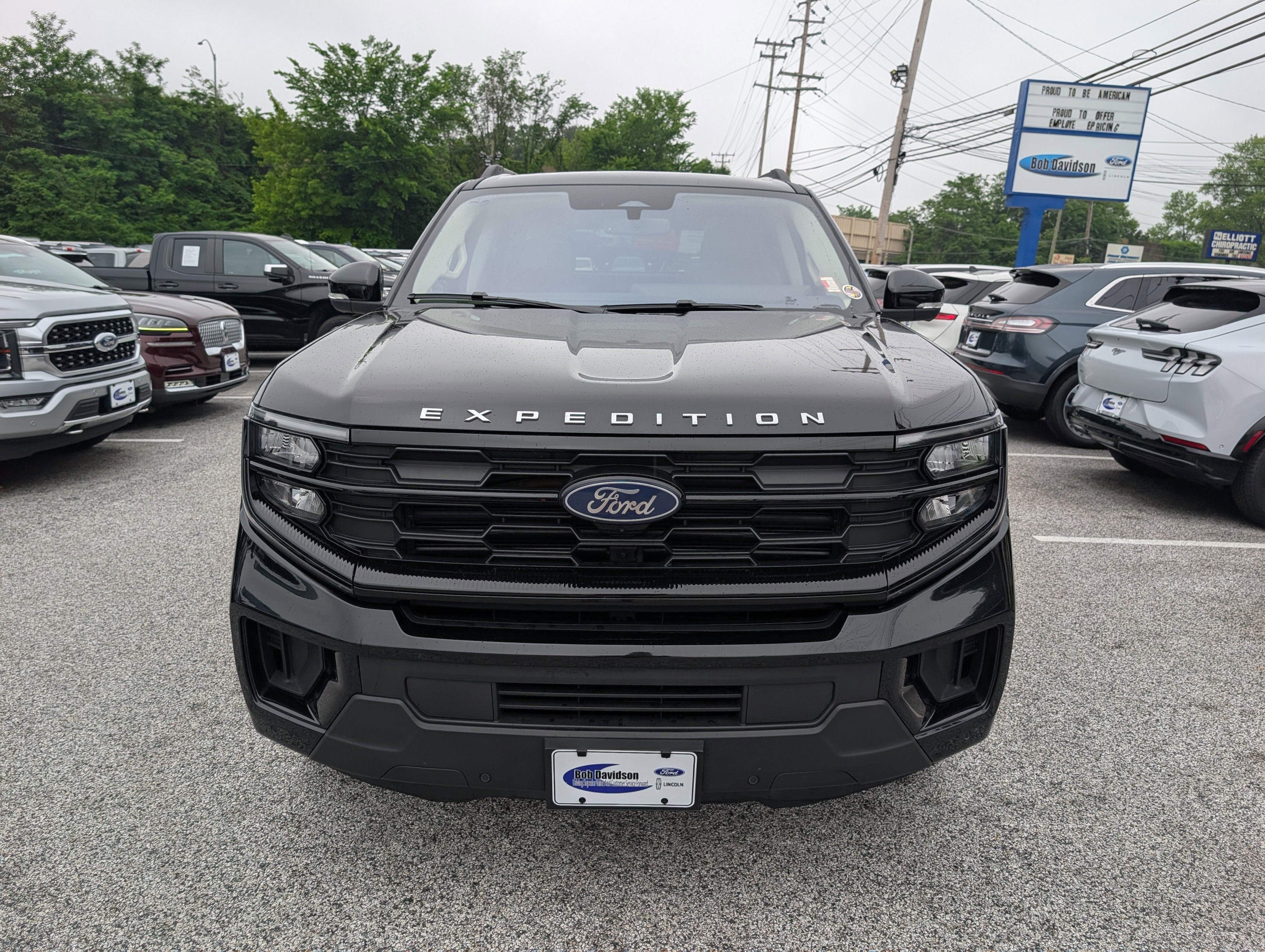 Certified 2025 Ford Expedition Active AWD/4WD image 10
