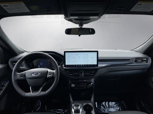 Certified 2025 Ford Escape ST-Line w/ Tech Pack #1 image 3