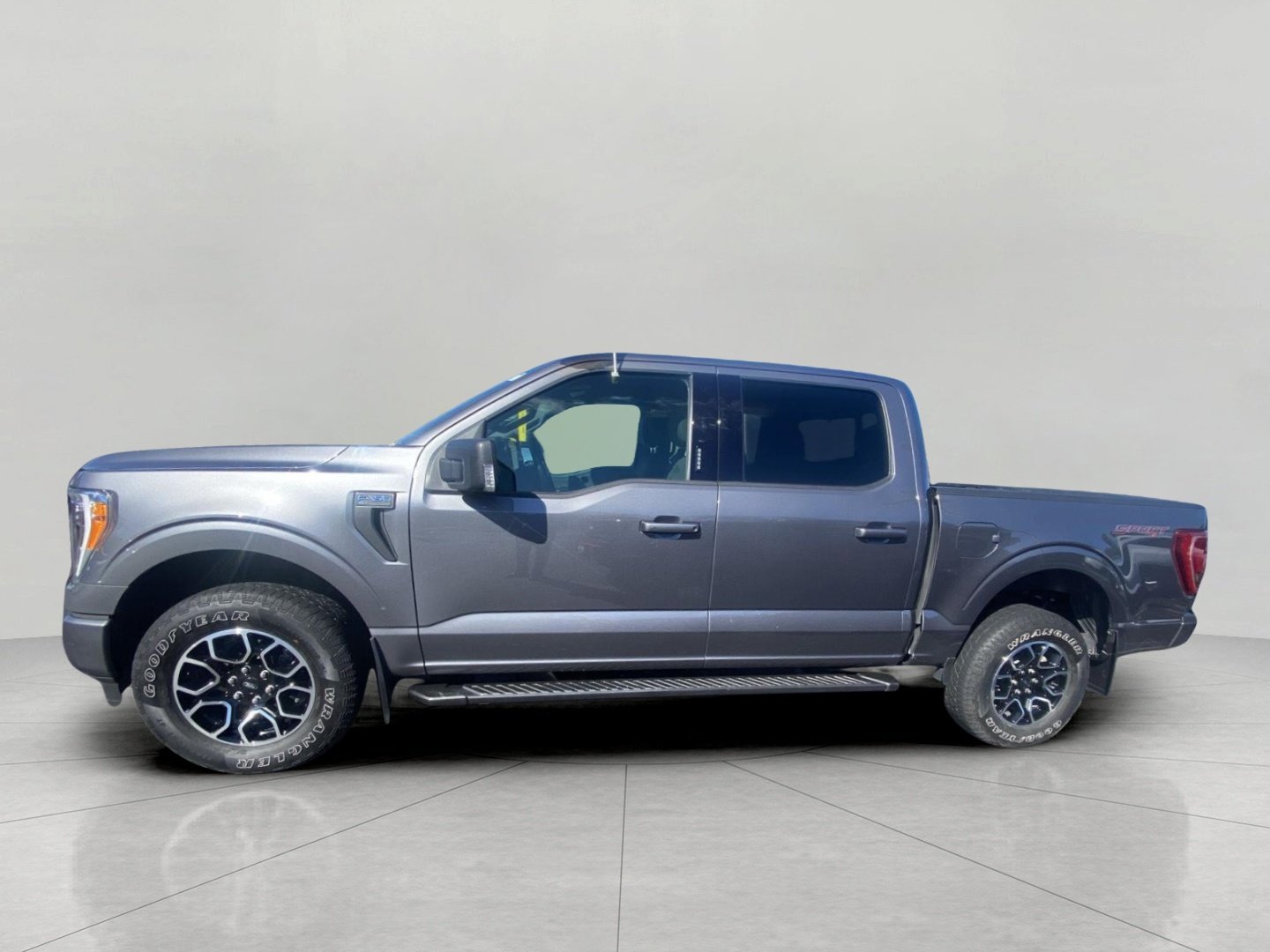 Certified 2021 Ford F150 XLT w/ Equipment Group 302A High AWD/4WD image 4