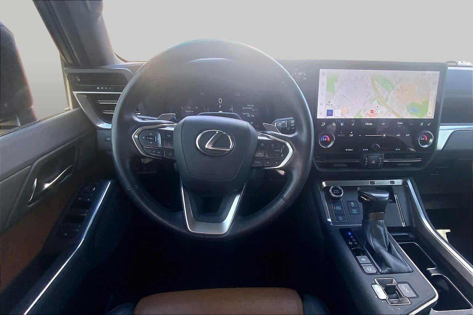 Used 2024 Lexus GX 550 w/ Accessory Package (Z1) AWD/4WD image 6