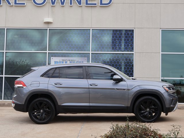 Used 2021 Volkswagen Atlas Cross Sport SE w/ Panoramic Sunroof Package image 6