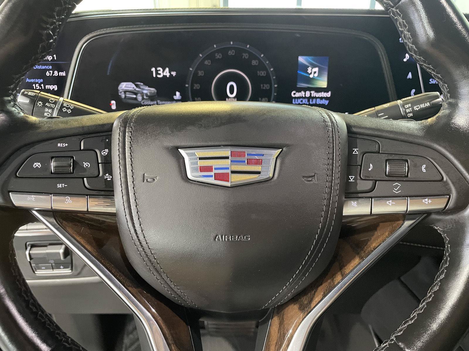 Used 2022 Cadillac Escalade Sport Platinum w/ LPO, ONYX Package AWD/4WD image 13