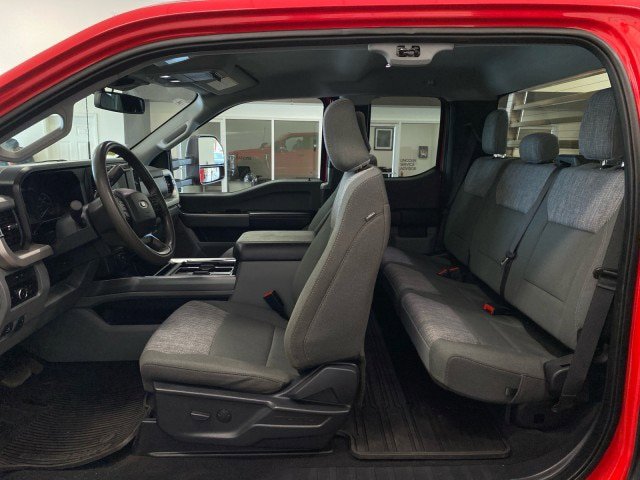 Certified 2023 Ford F550 4x4 SuperCab Super Duty w/ XLT Value Package image 17