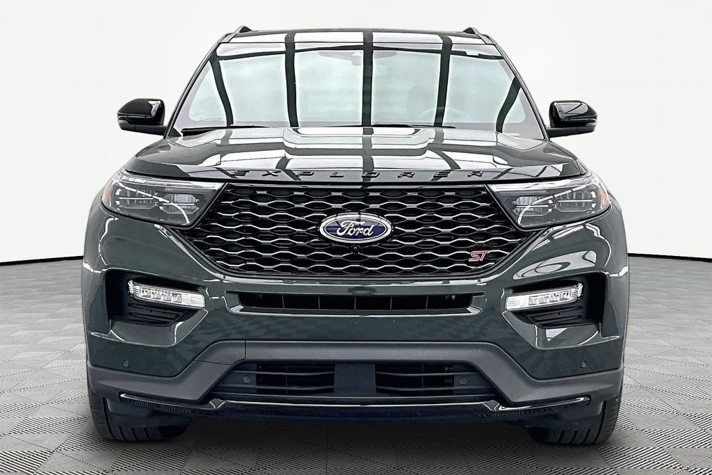 Certified 2024 Ford Explorer ST w/ Equipment Group 401A AWD/4WD image 3