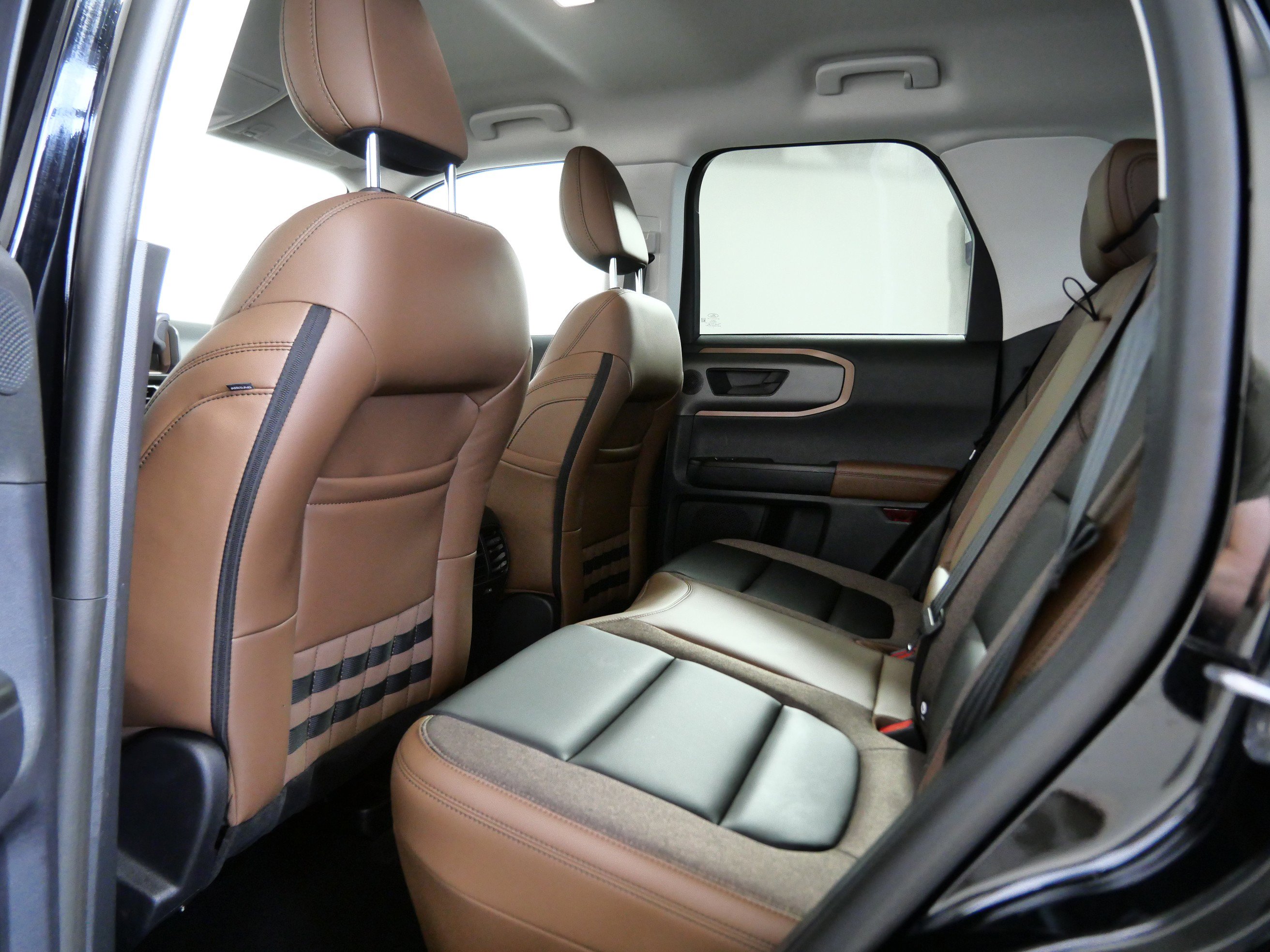 Certified 2025 Ford Bronco Sport Outer Banks w/ Outer Banks Tech Package+ AWD/4WD image 14