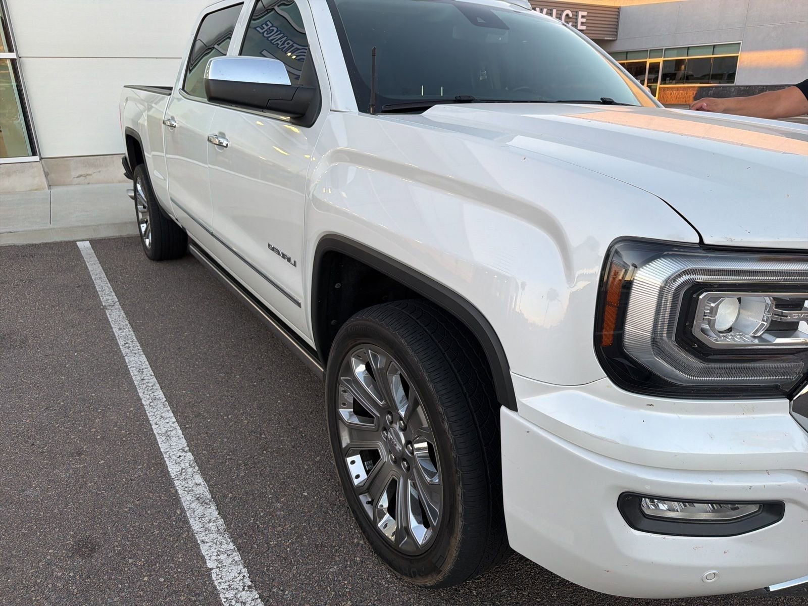 Used 2017 GMC Sierra 1500 Denali w/ Denali Ultimate Package image 2
