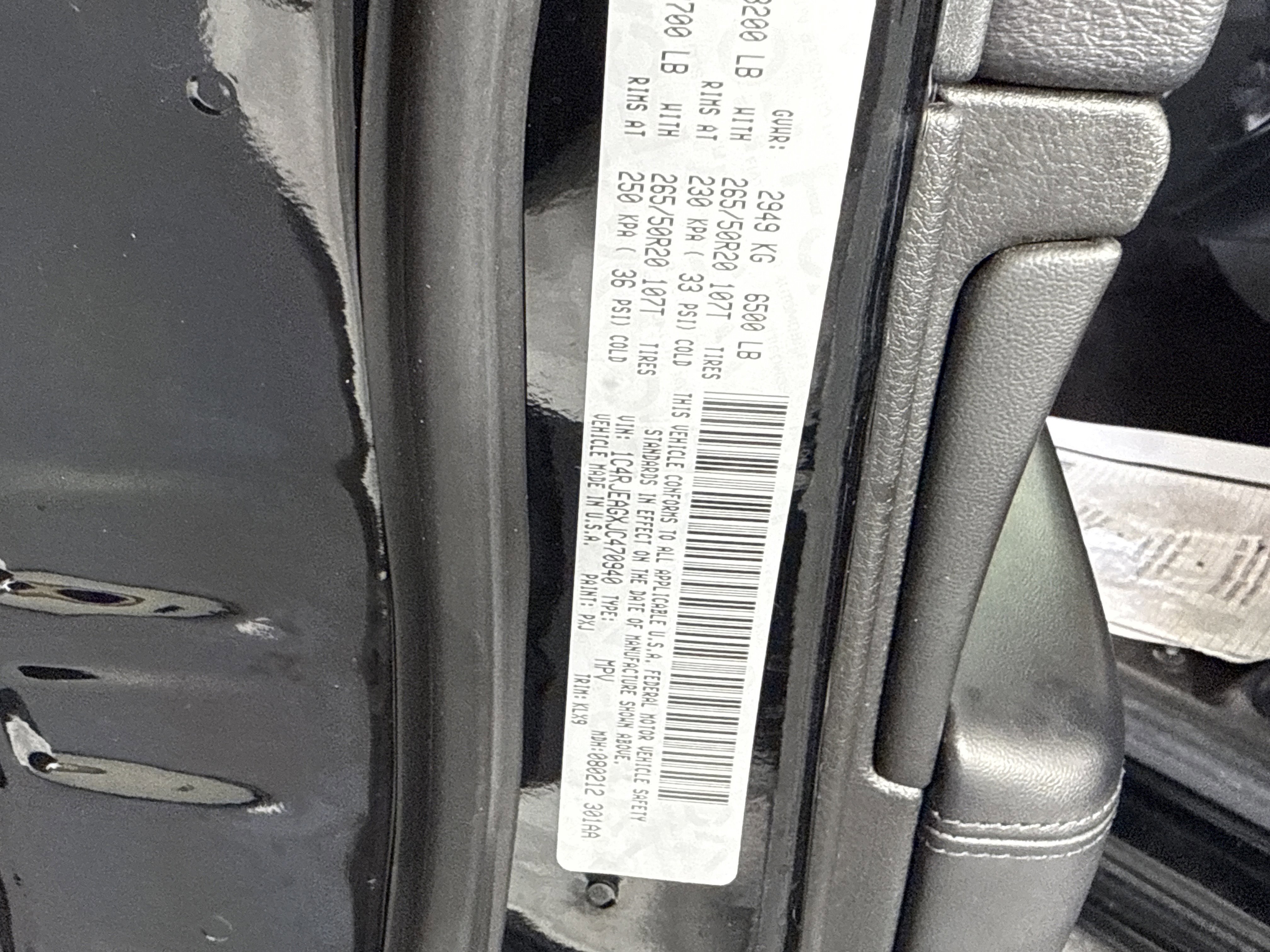 Used 2018 Jeep Grand Cherokee Altitude image 30