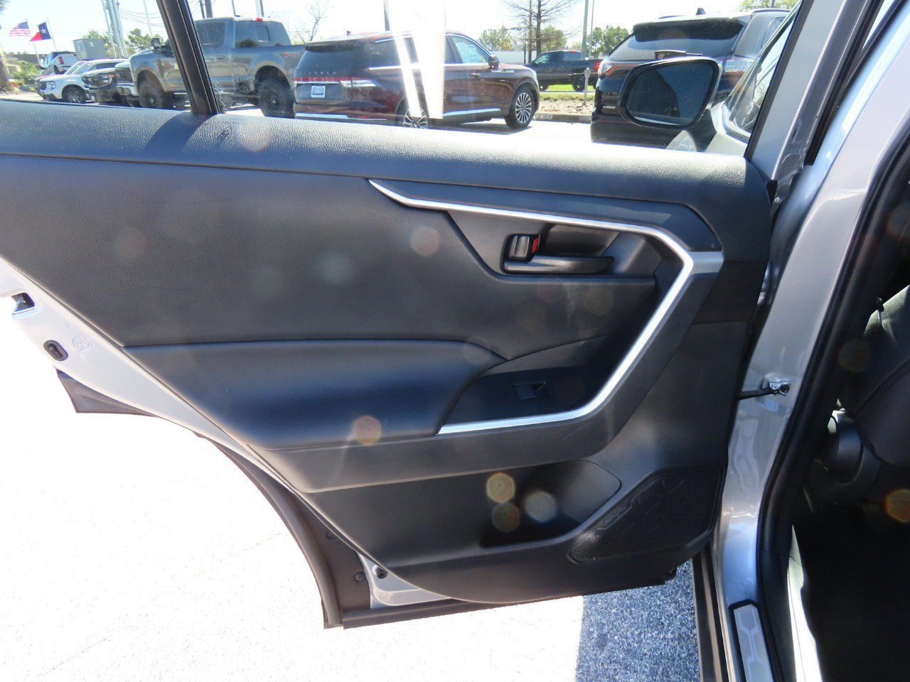 Used 2024 Toyota RAV4 LE image 19