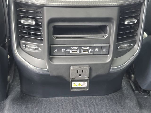 Used 2022 RAM 1500 Limited AWD/4WD image 19