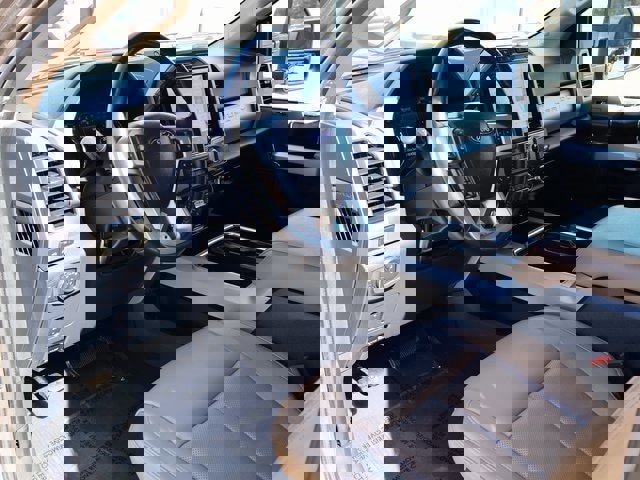 Certified 2022 Ford F250 Lariat w/ Lariat Value Package image 23