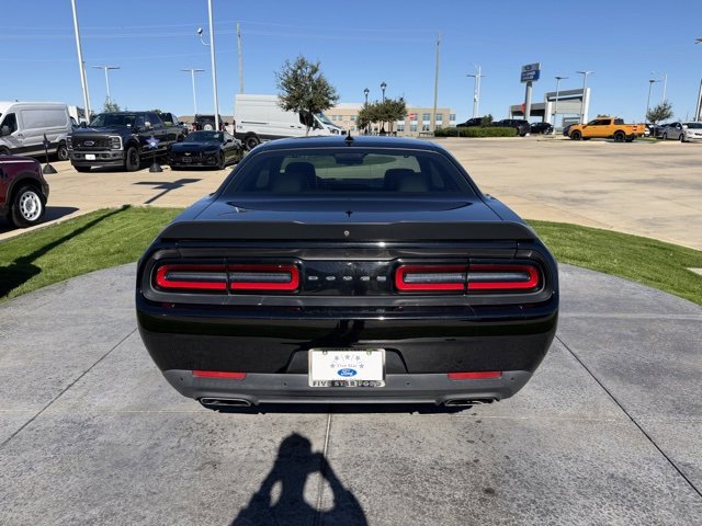 Used 2018 Dodge Challenger R/T Scat Pack w/ Leather Interior Group image 6