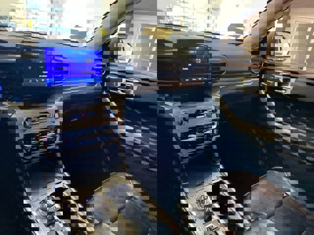 Certified 2021 Ford Explorer XLT w/ Equipment Group 202A image 18