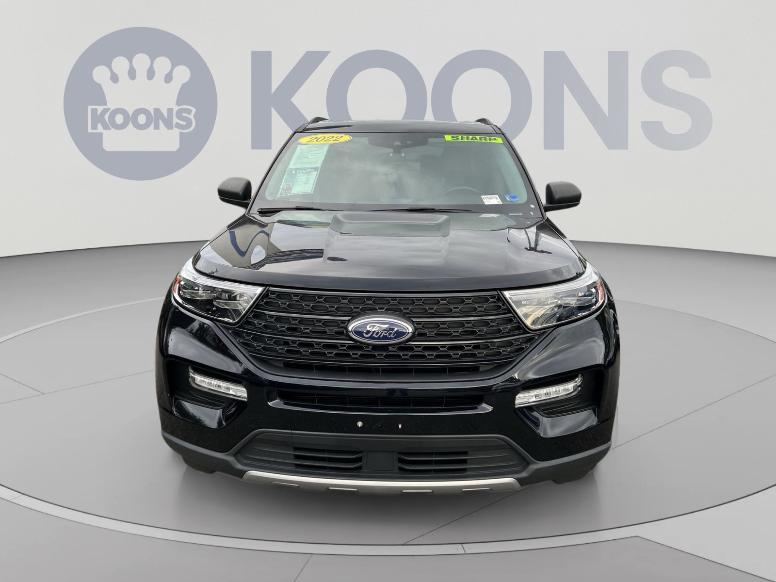 Certified 2022 Ford Explorer XLT w/ Equipment Group 202A AWD/4WD image 4