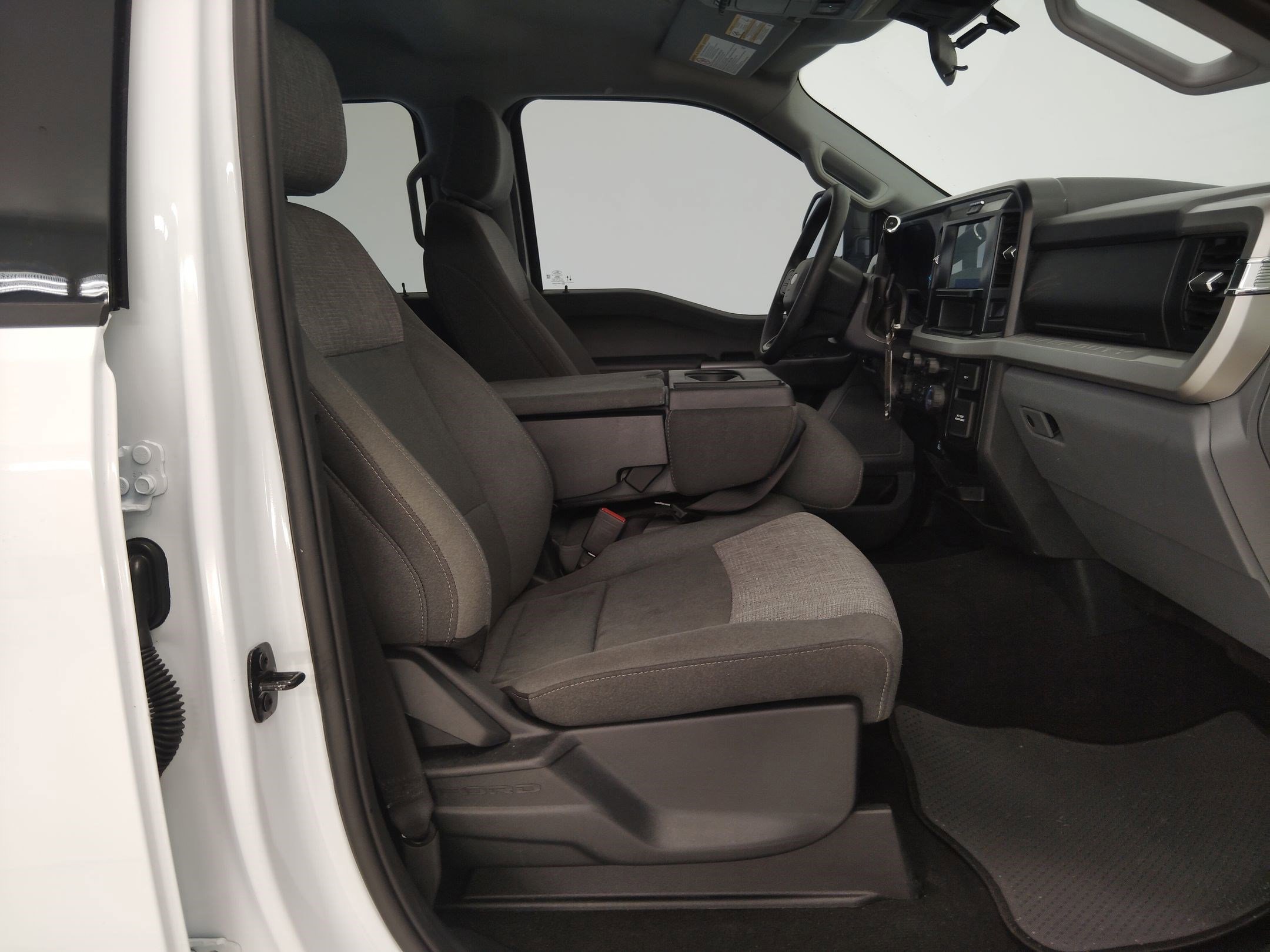 Certified 2025 Ford F250 XLT w/ FX4 Off-Road Package image 26