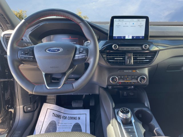 Certified 2025 Ford Escape ST-Line Select image 9