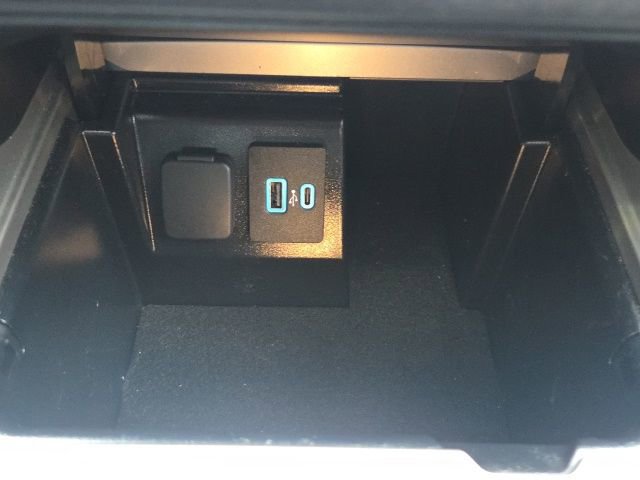 Certified 2023 Ford Explorer XLT w/ Equipment Group 202A image 37