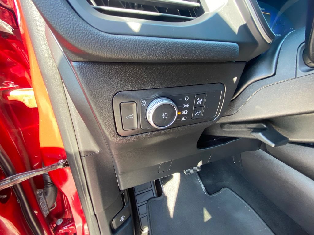 Certified 2022 Ford Escape SEL w/ Technology Package AWD/4WD image 12