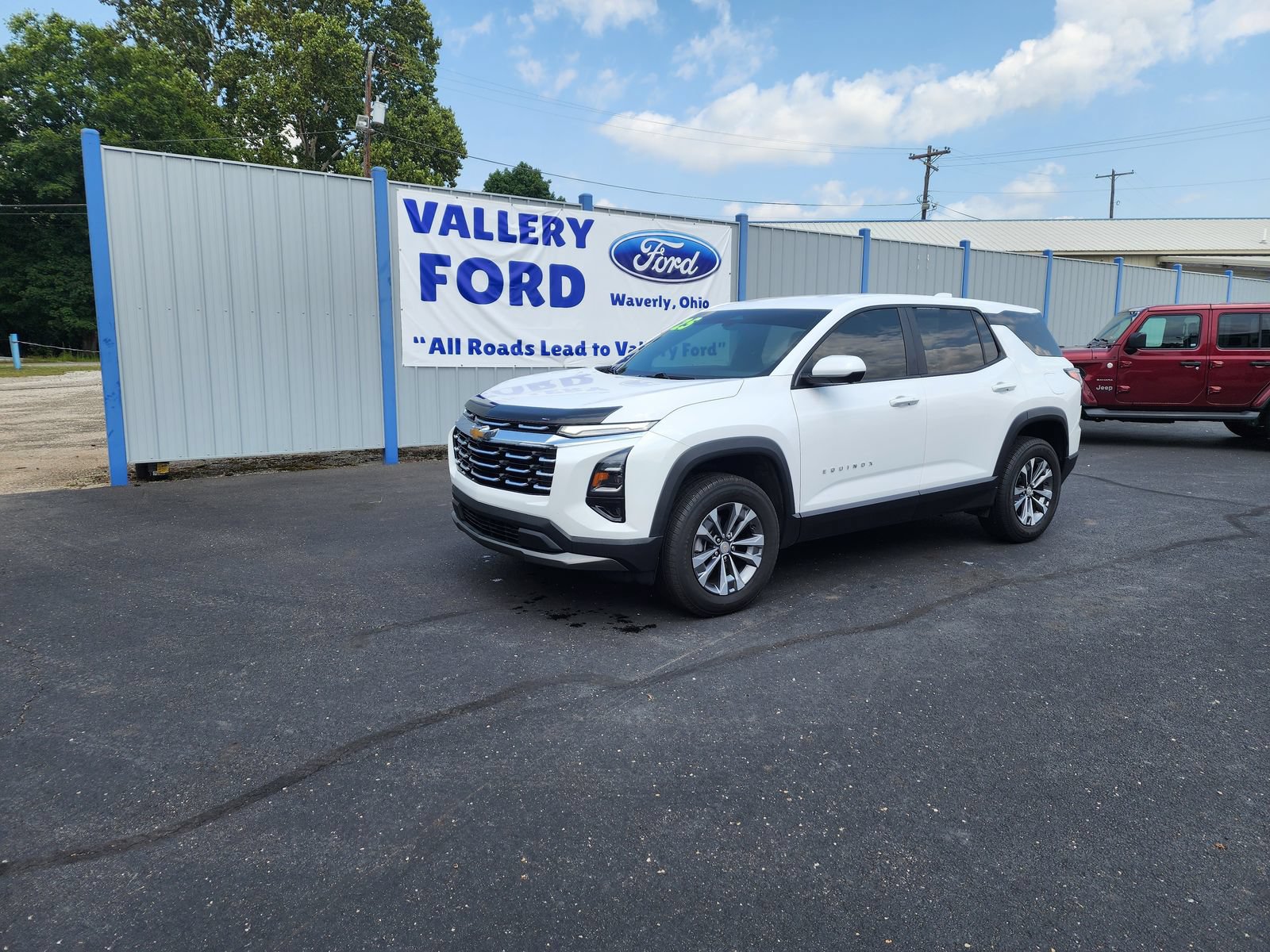 Used 2025 Chevrolet Equinox LT w/ Safety and Technology Package