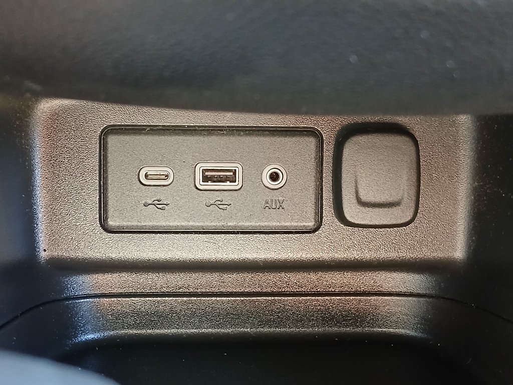 Used 2022 Chevrolet Equinox LT AWD/4WD image 15