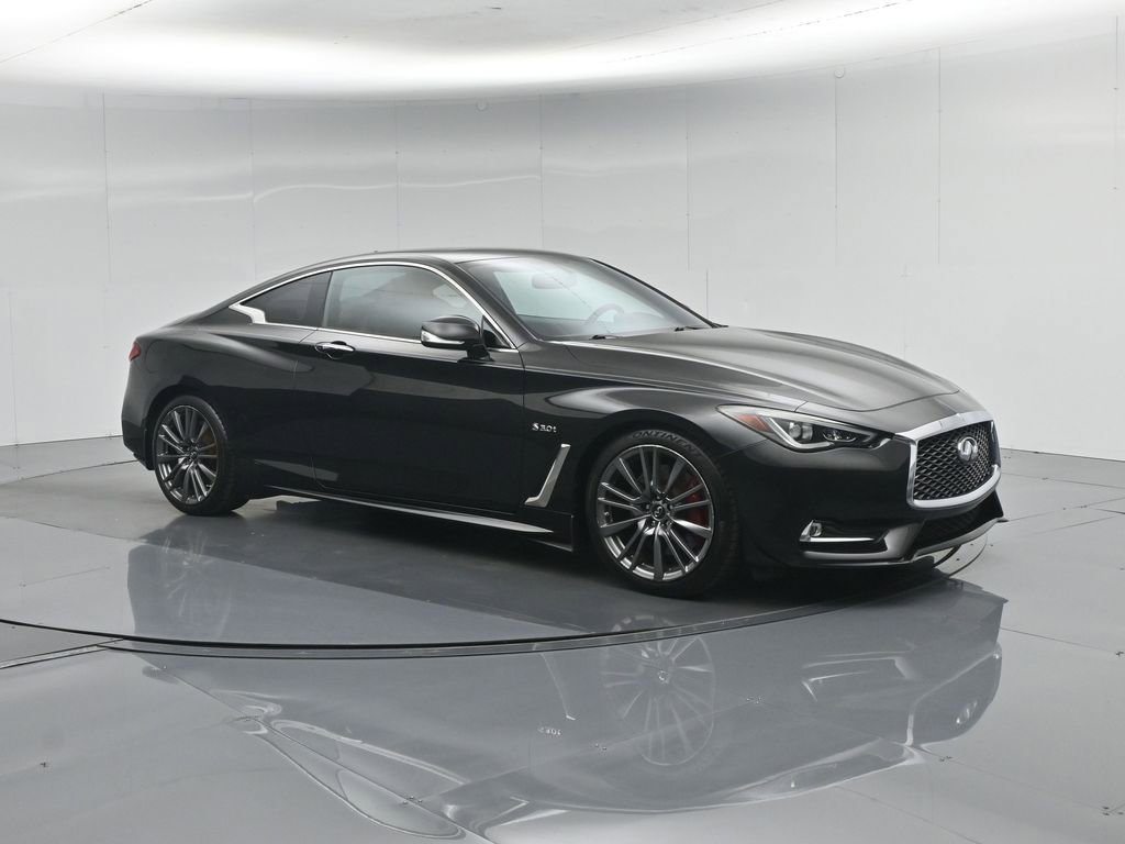 Used 2017 INFINITI Q60 Red Sport 400 RWD image 24