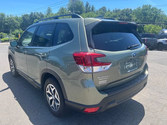 Used 2019 Subaru Forester Premium w/ All-Weather Package AWD/4WD image 5
