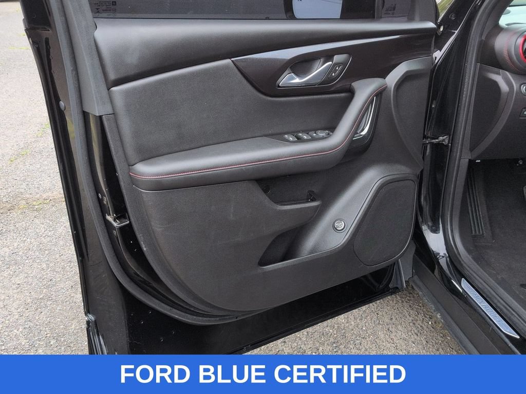 Used 2020 Chevrolet Blazer RS w/ LPO, Floor Liner Package AWD/4WD image 9