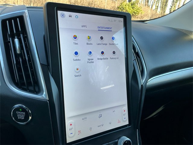 Certified 2024 Ford Edge Titanium image 25