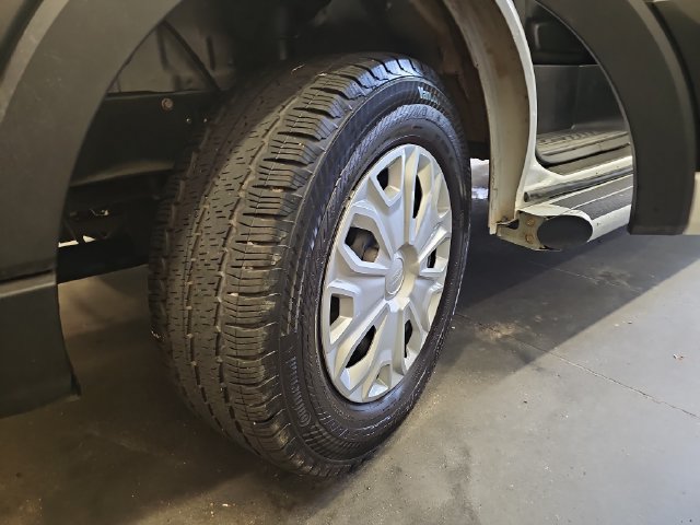 Certified 2025 Ford Transit 250 Low Roof w/ Exterior Upgrade Package RWD image 26