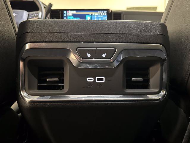 Used 2026 Chevrolet Silverado 2500 LTZ AWD/4WD image 24