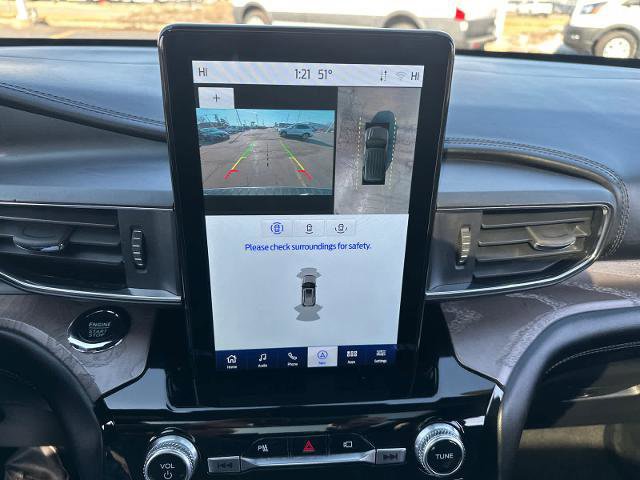 Certified 2023 Ford Explorer Platinum w/ Technology Package image 18