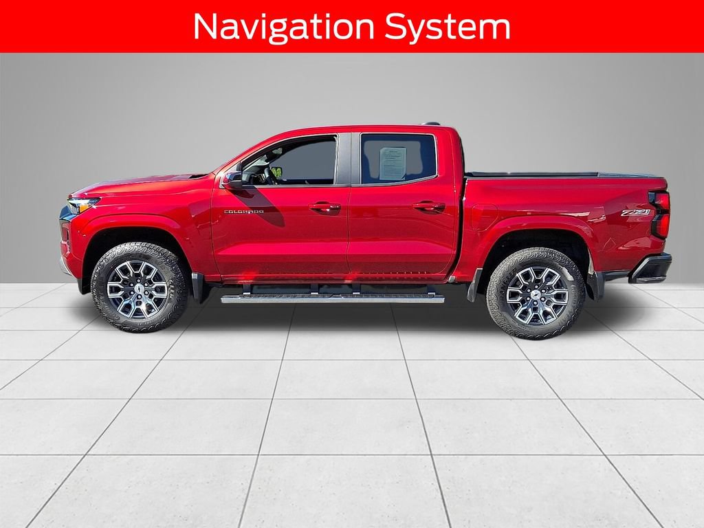 Used 2024 Chevrolet Colorado Z71 w/ Advanced Trailering Package AWD/4WD image 7