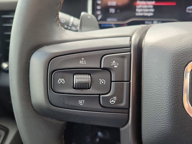 Used 2023 GMC Sierra 1500 AT4 w/ Technology Package AWD/4WD image 5