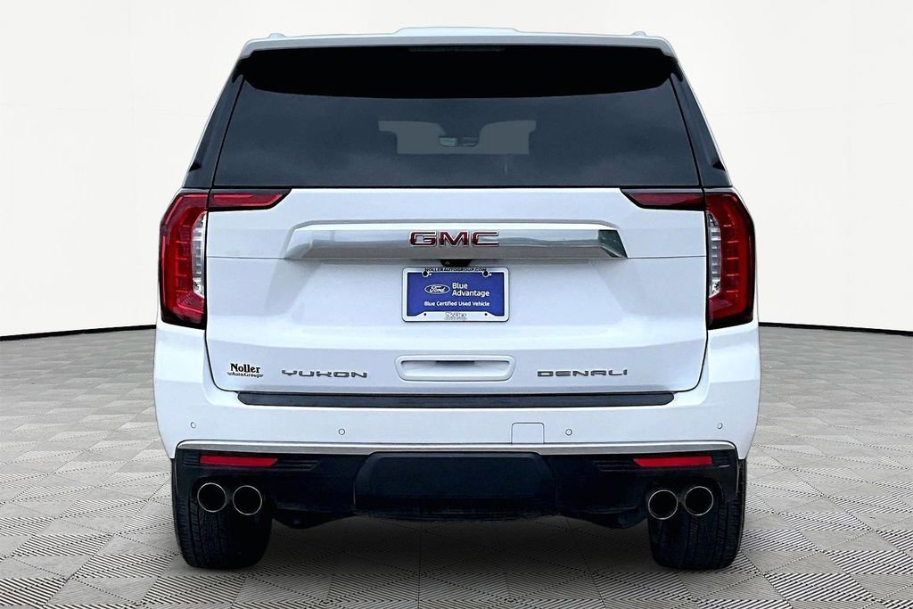 Used 2024 GMC Yukon Denali w/ Advanced Technology Package AWD/4WD image 4