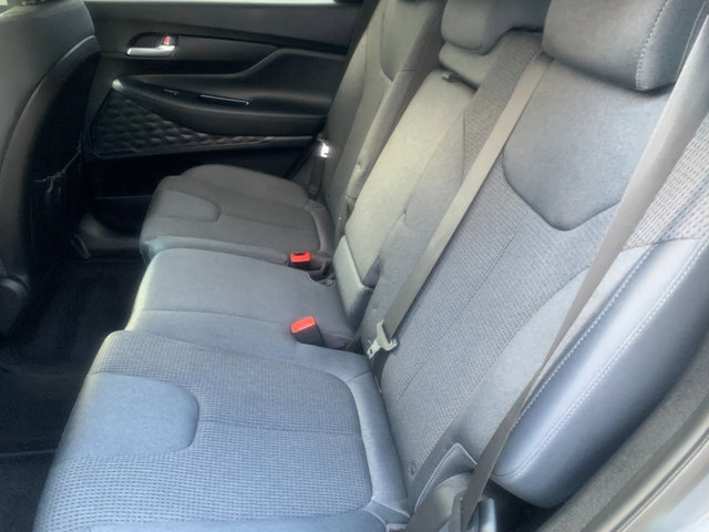 Used 2019 Hyundai Santa Fe SE AWD/4WD image 17