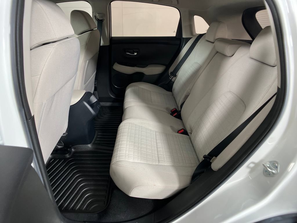 Used 2023 Honda HR-V LX image 28