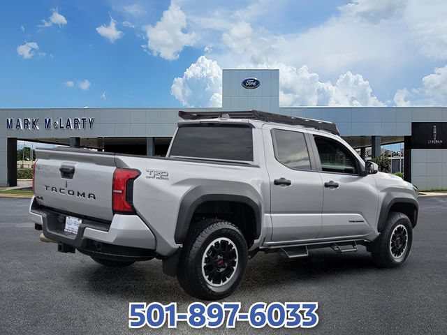 Used 2024 Toyota Tacoma TRD Off-Road AWD/4WD image 5