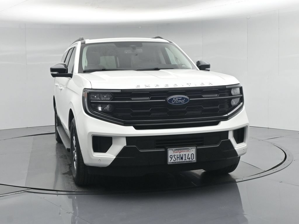 Certified 2025 Ford Expedition Max Active RWD image 34