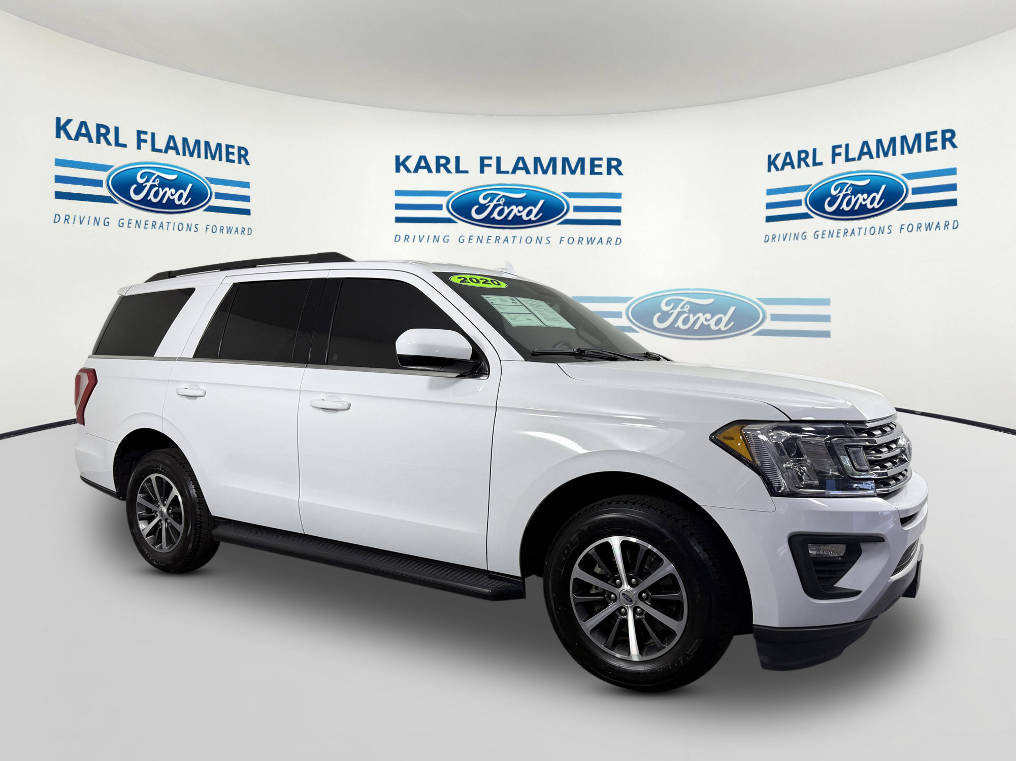 Certified 2020 Ford Expedition XLT image 1