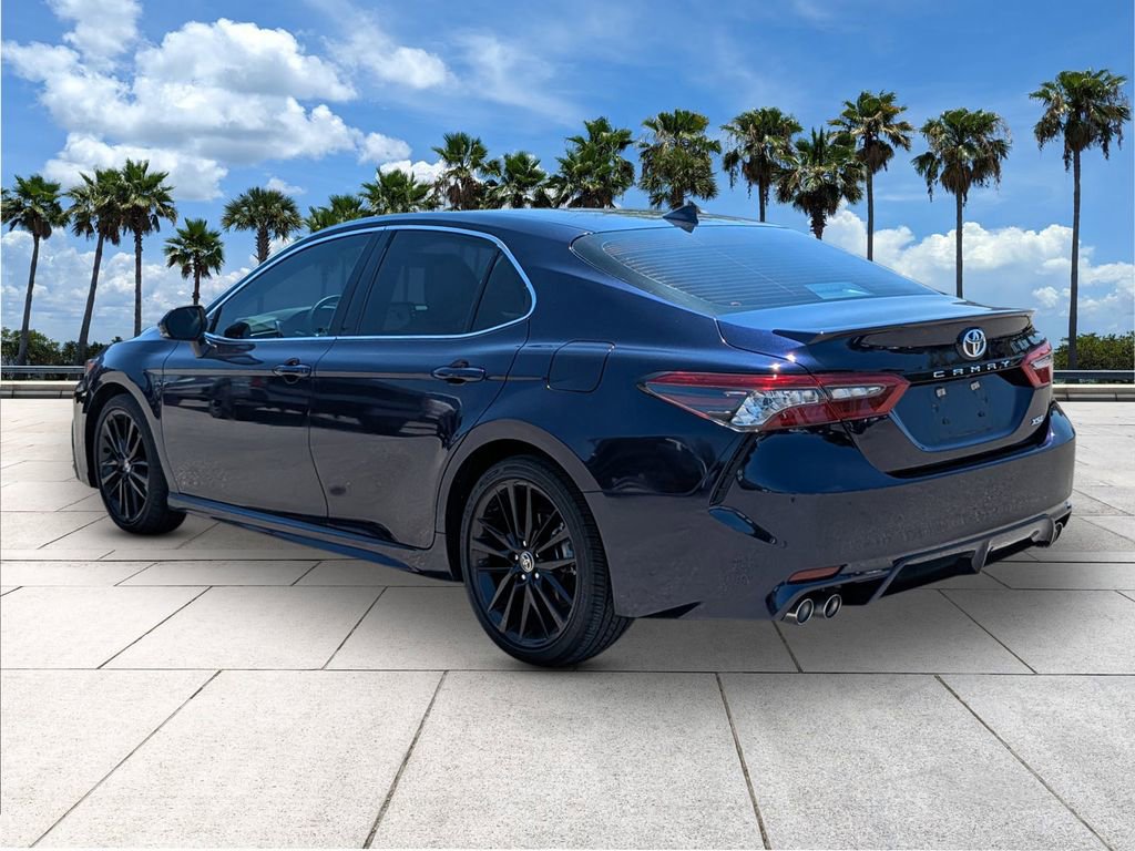 Used 2022 Toyota Camry XSE FWD image 5