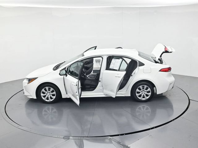 Used 2024 Toyota Corolla LE FWD image 48