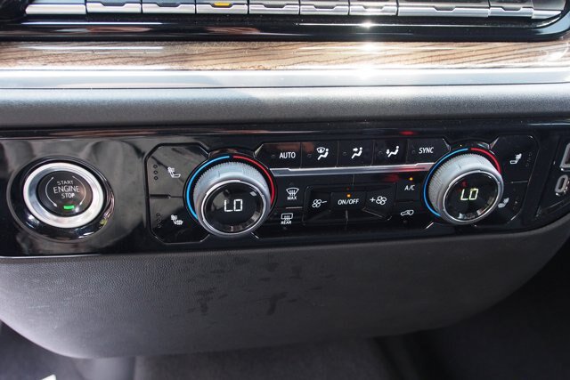 Used 2023 Chevrolet Silverado 1500 LT AWD/4WD image 25
