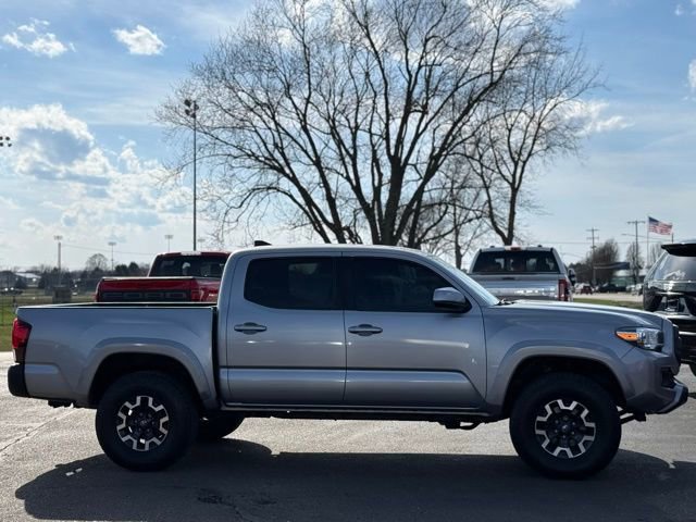 Used 2018 Toyota Tacoma SR5 image 9