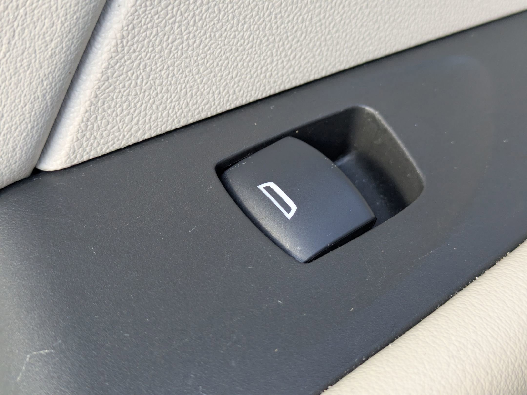 Used 2022 Buick Envision Preferred image 25